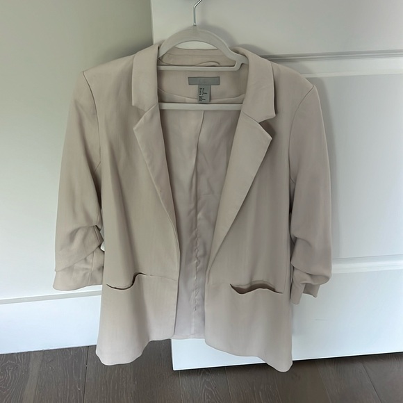Cream blazer - Picture 1 of 3